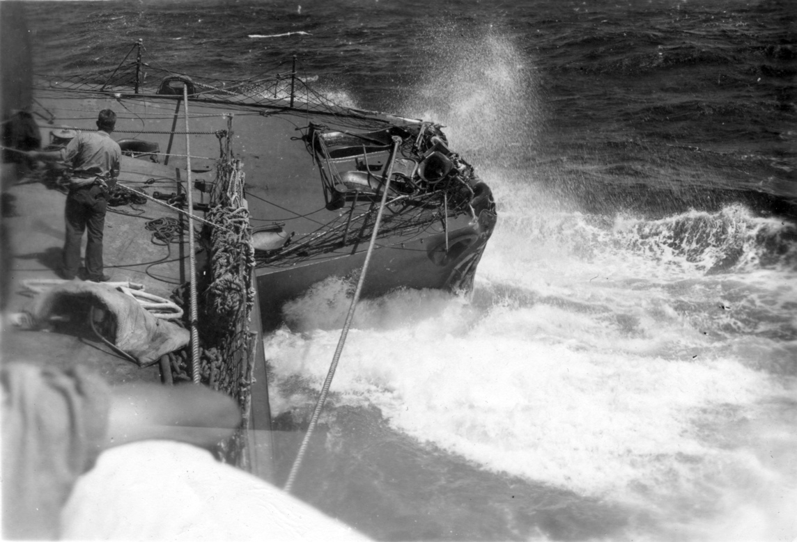 Aircraft carrier  Cowpens  collision.<br>18OCT1943.