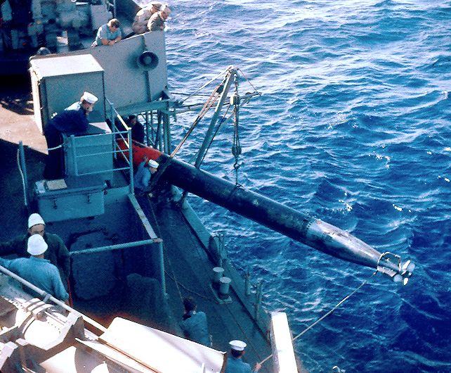 Recovering dummy torpedo